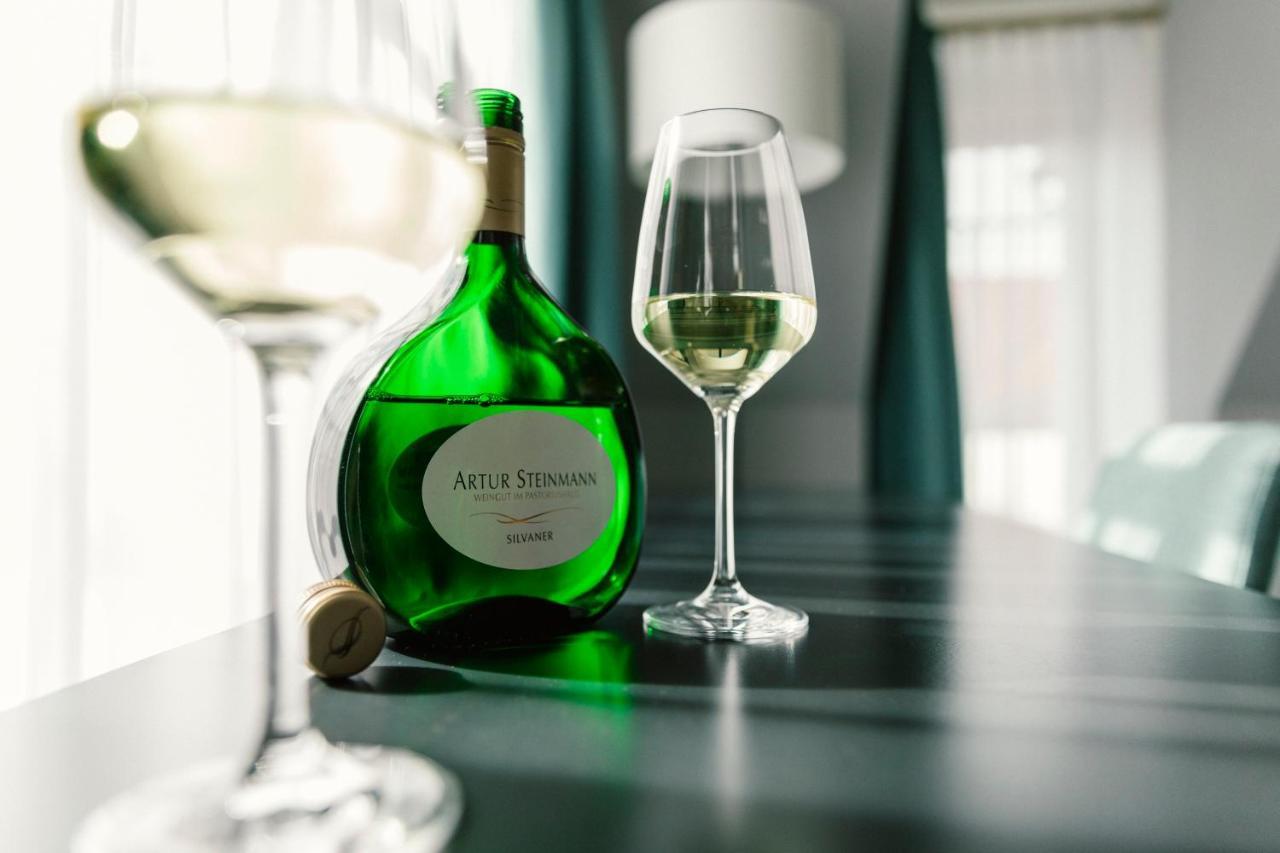 Weingut Pastoriushaus - Artur Steinmann Otel Sommerhausen Dış mekan fotoğraf