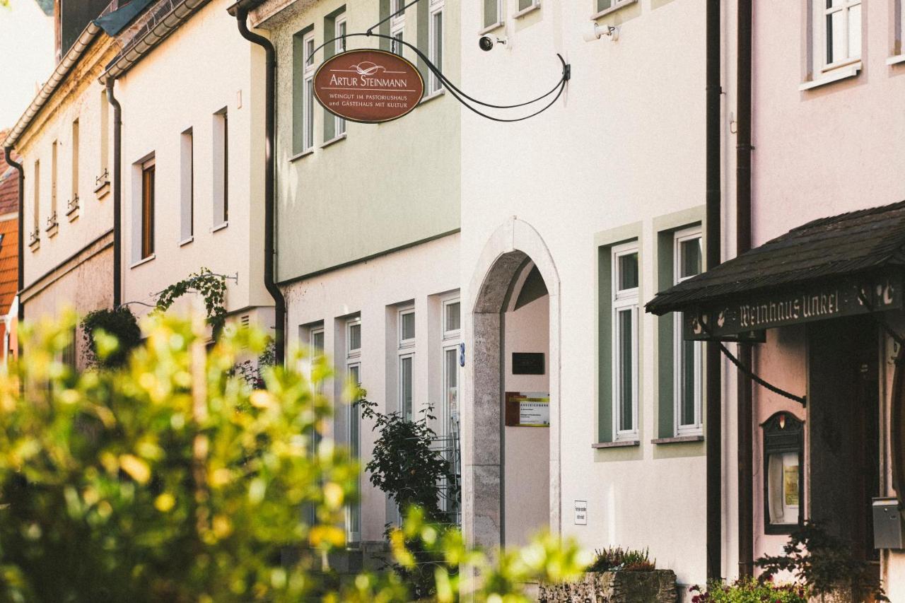 Weingut Pastoriushaus - Artur Steinmann Otel Sommerhausen Dış mekan fotoğraf